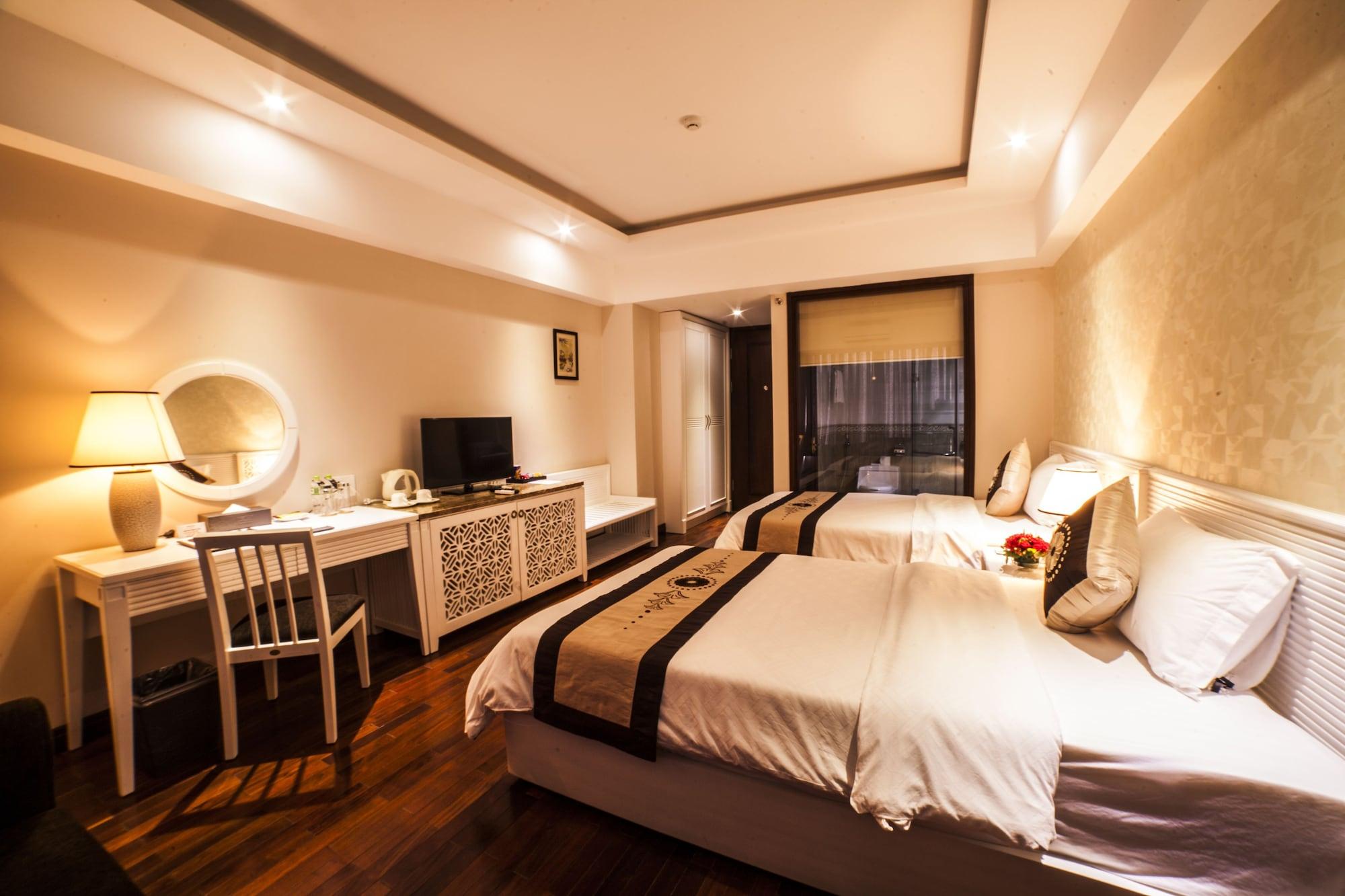Moonlight Hotel Hue Bagian luar foto