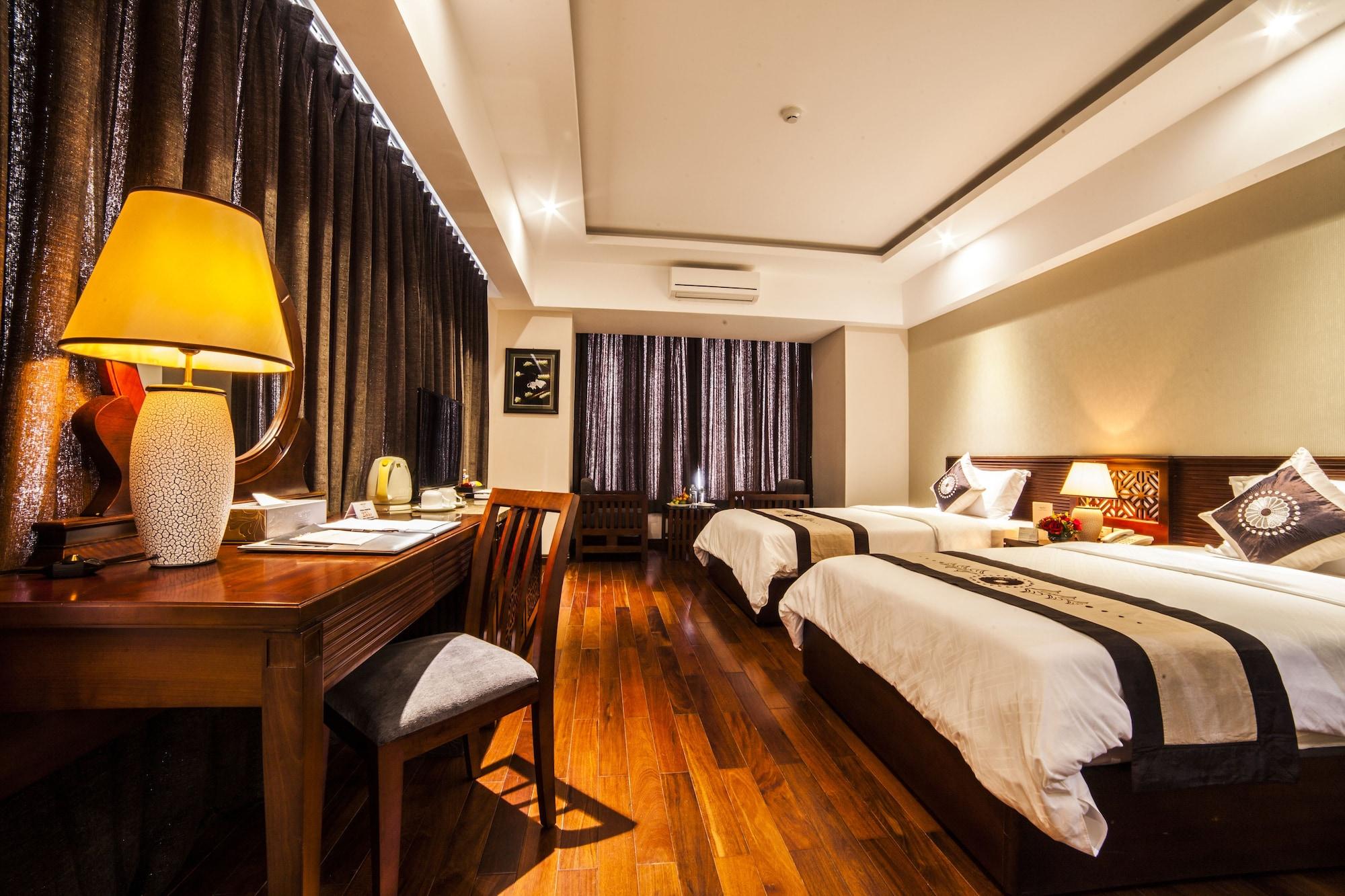Moonlight Hotel Hue Bagian luar foto