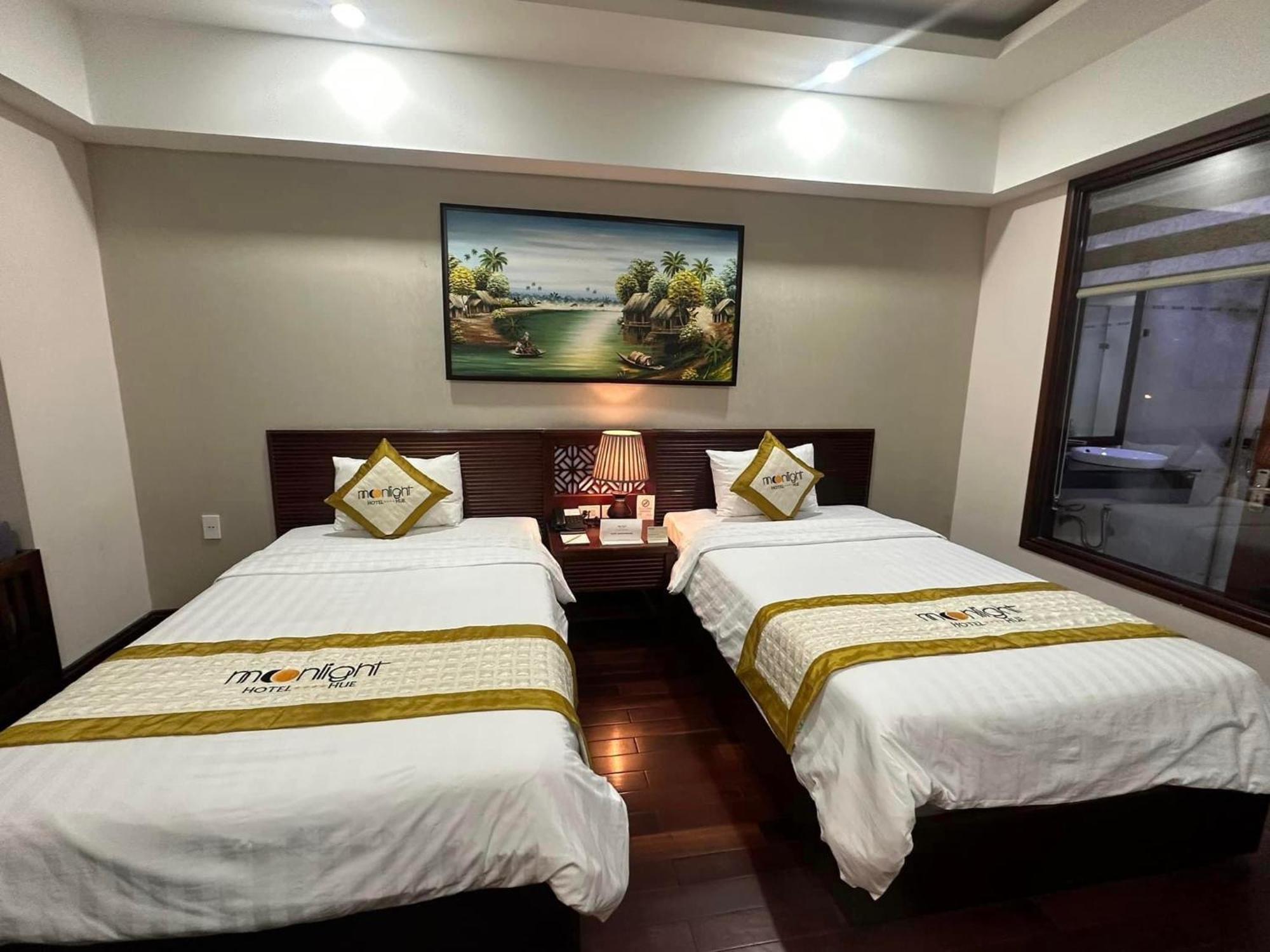 Moonlight Hotel Hue Bagian luar foto