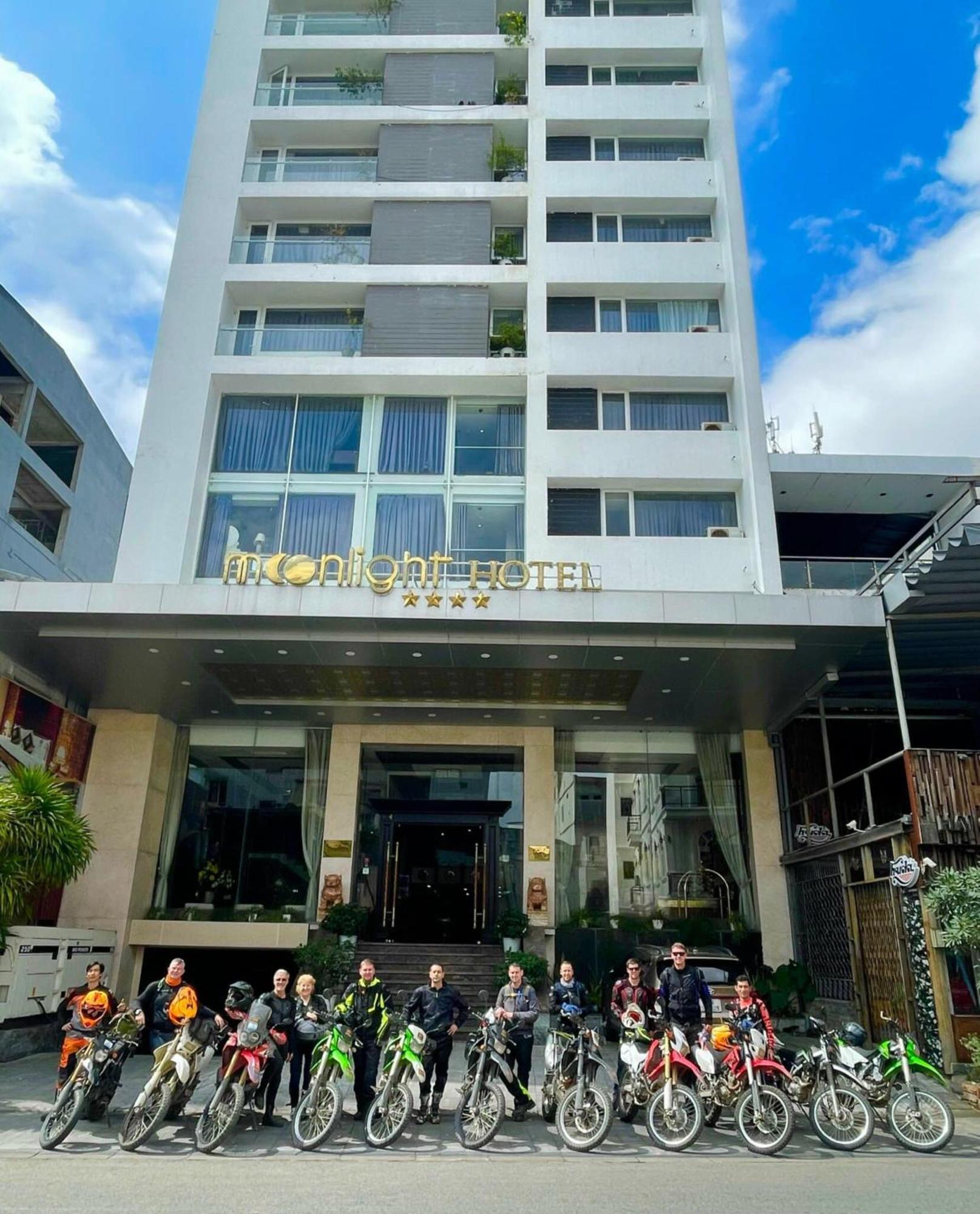 Moonlight Hotel Hue Bagian luar foto