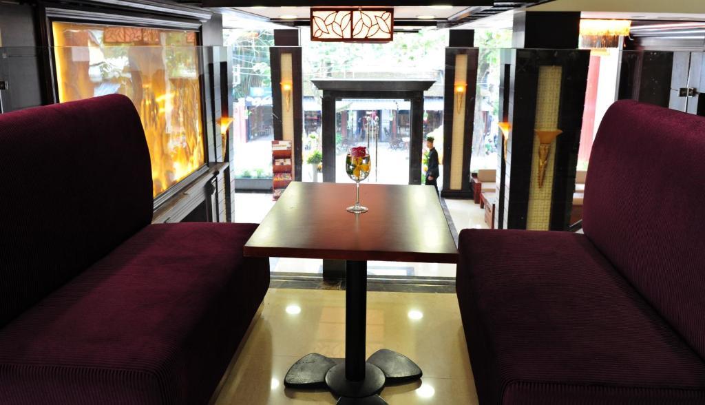 Moonlight Hotel Hue Bagian luar foto