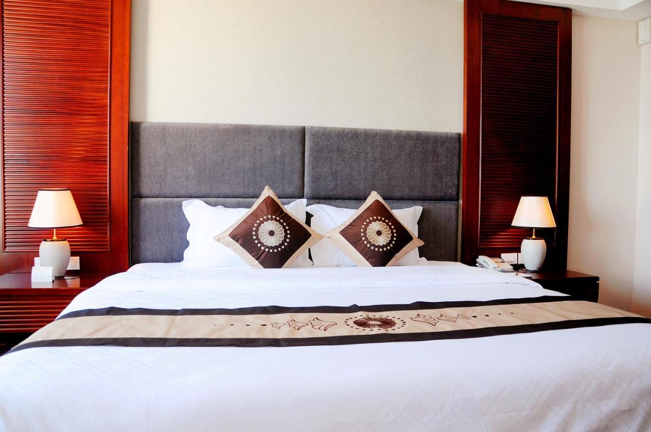 Moonlight Hotel Hue Bagian luar foto